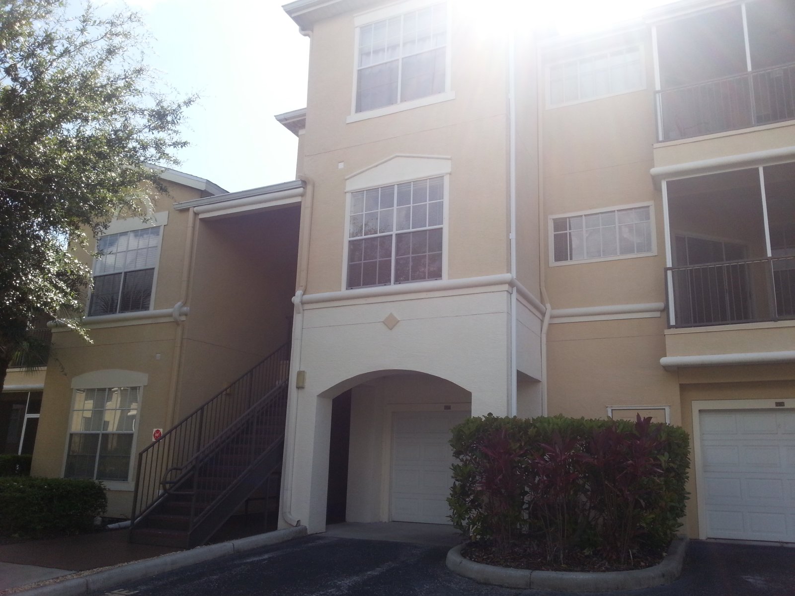 Beautiful 3/2 Condo In Oxford Place, Tampa Palms MUST SEE!! property image