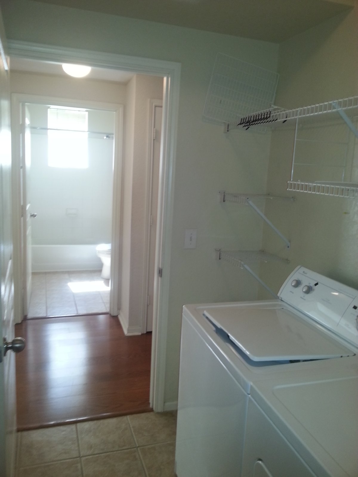 Beautiful 3/2 Condo In Oxford Place, Tampa Palms MUST SEE!! property image