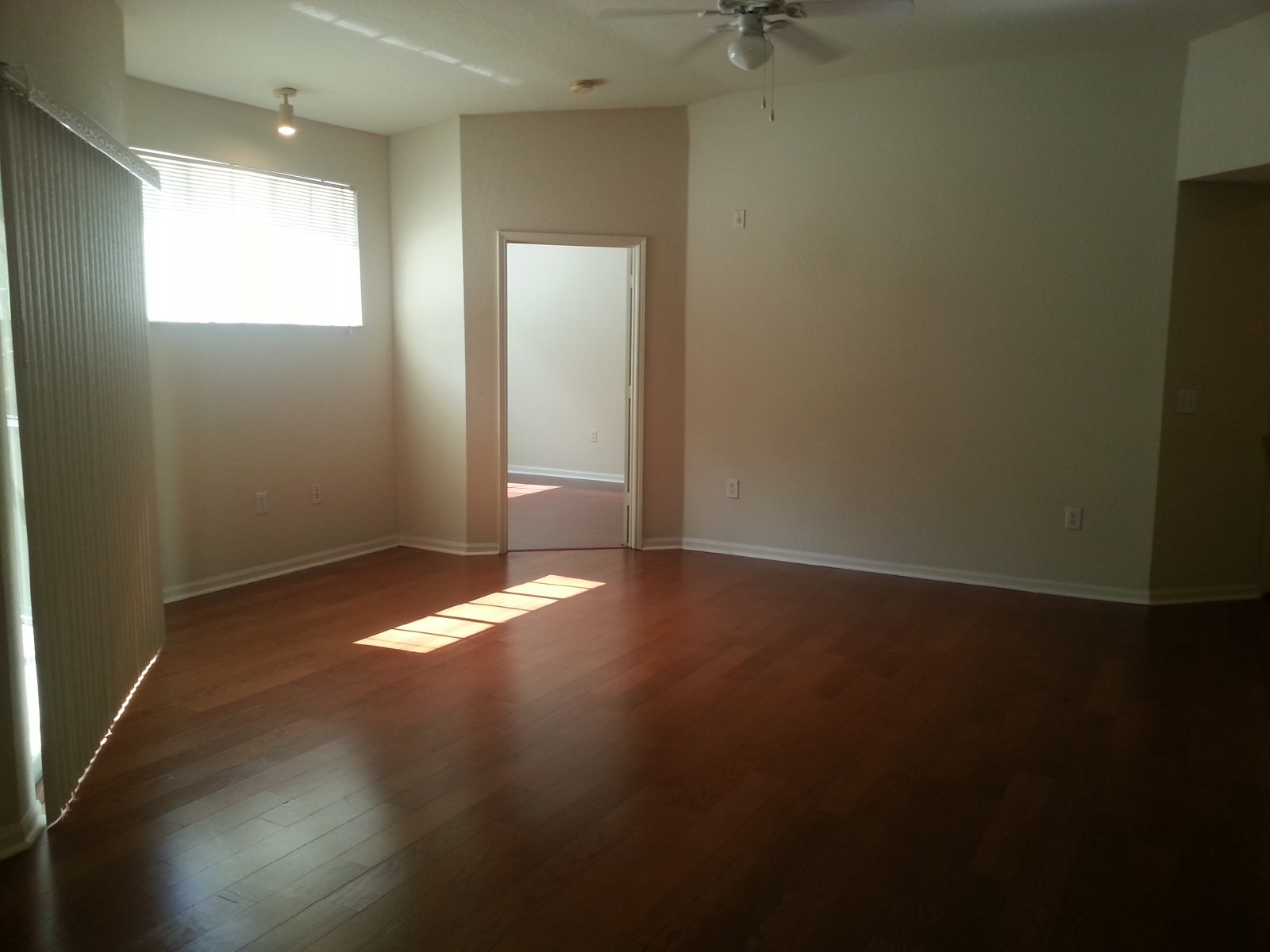 Beautiful 3/2 Condo In Oxford Place, Tampa Palms MUST SEE!! property image