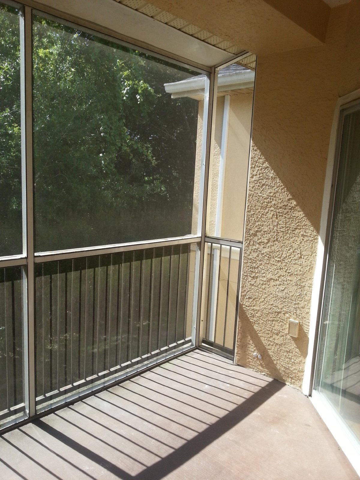 Beautiful 3/2 Condo In Oxford Place, Tampa Palms MUST SEE!! property image