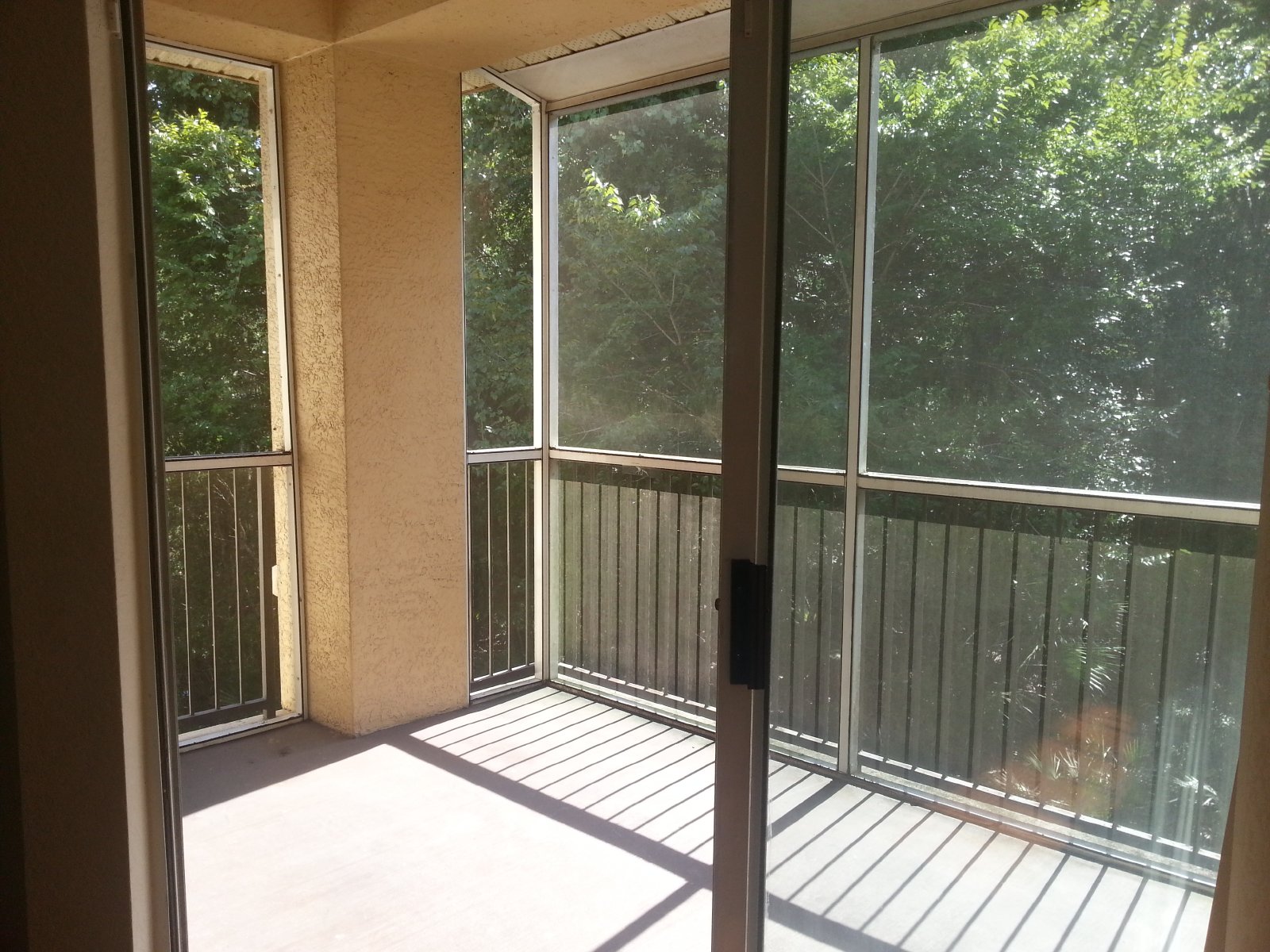 Beautiful 3/2 Condo In Oxford Place, Tampa Palms MUST SEE!! property image