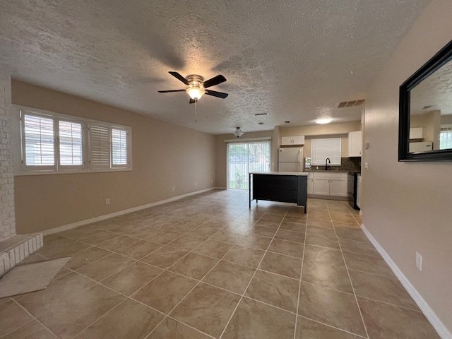 2018 E RAMPART ST, TAMPA 33604 property image