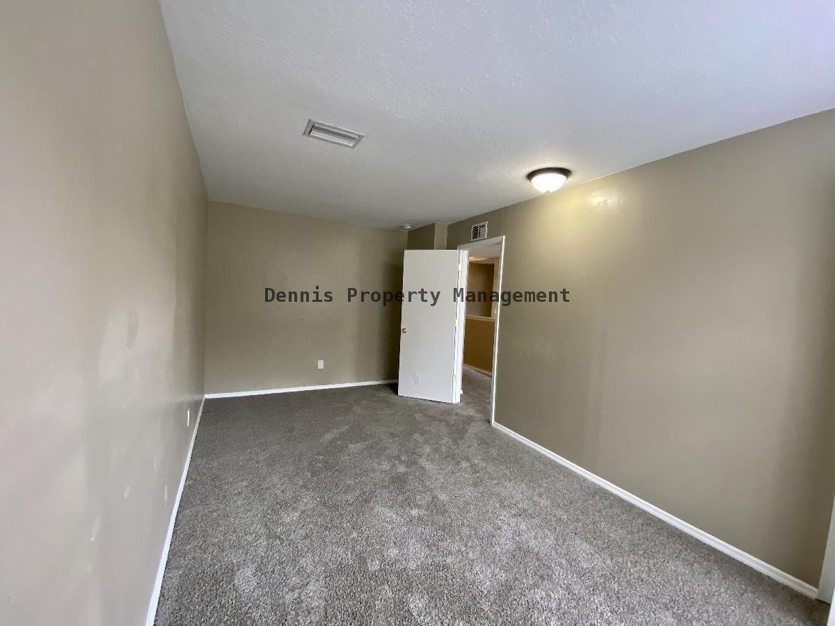 Ashley Pines, Large 4 Bed, 2.5 Bath property image