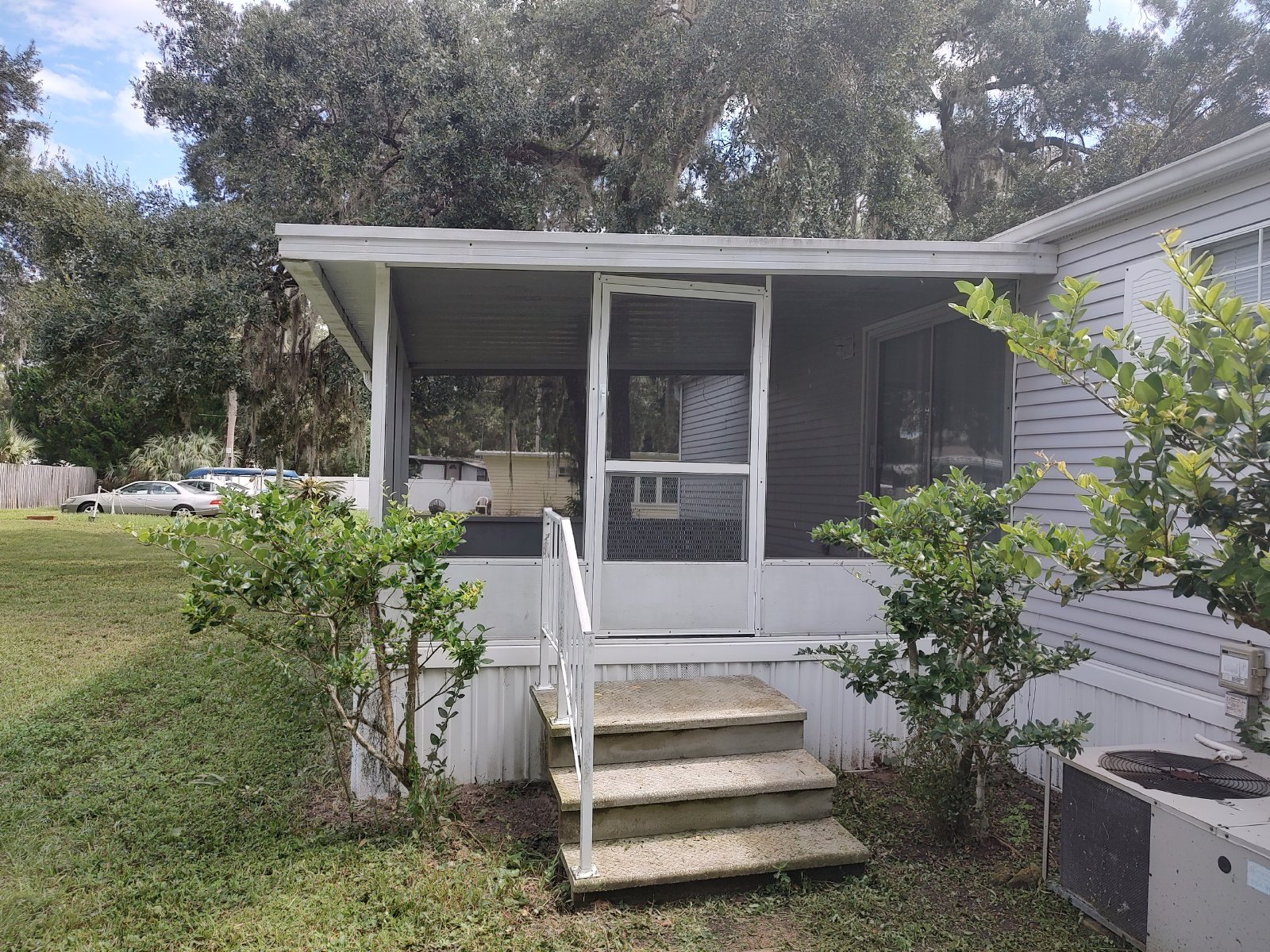 Nice 3/2 On Private Road In Homosassa property image