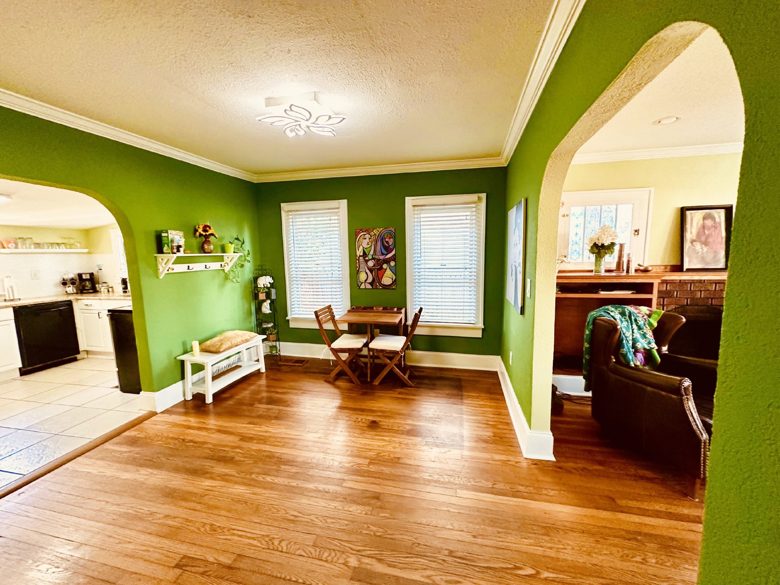 Kenwood Historic Bungalow Home With Porch & Wood Floors property image