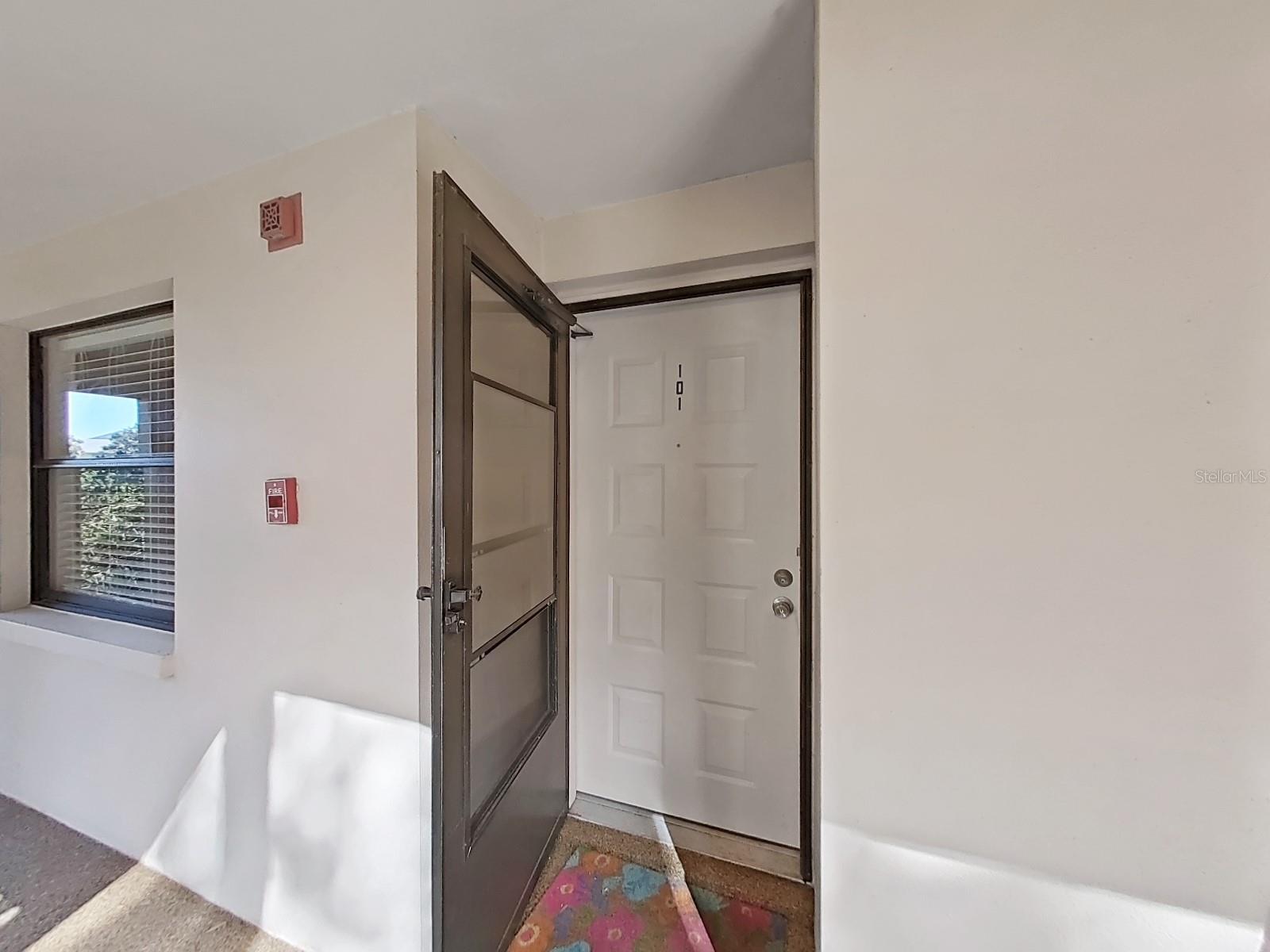 Palm Harbor 2/2 Pool & Sports Courts property image