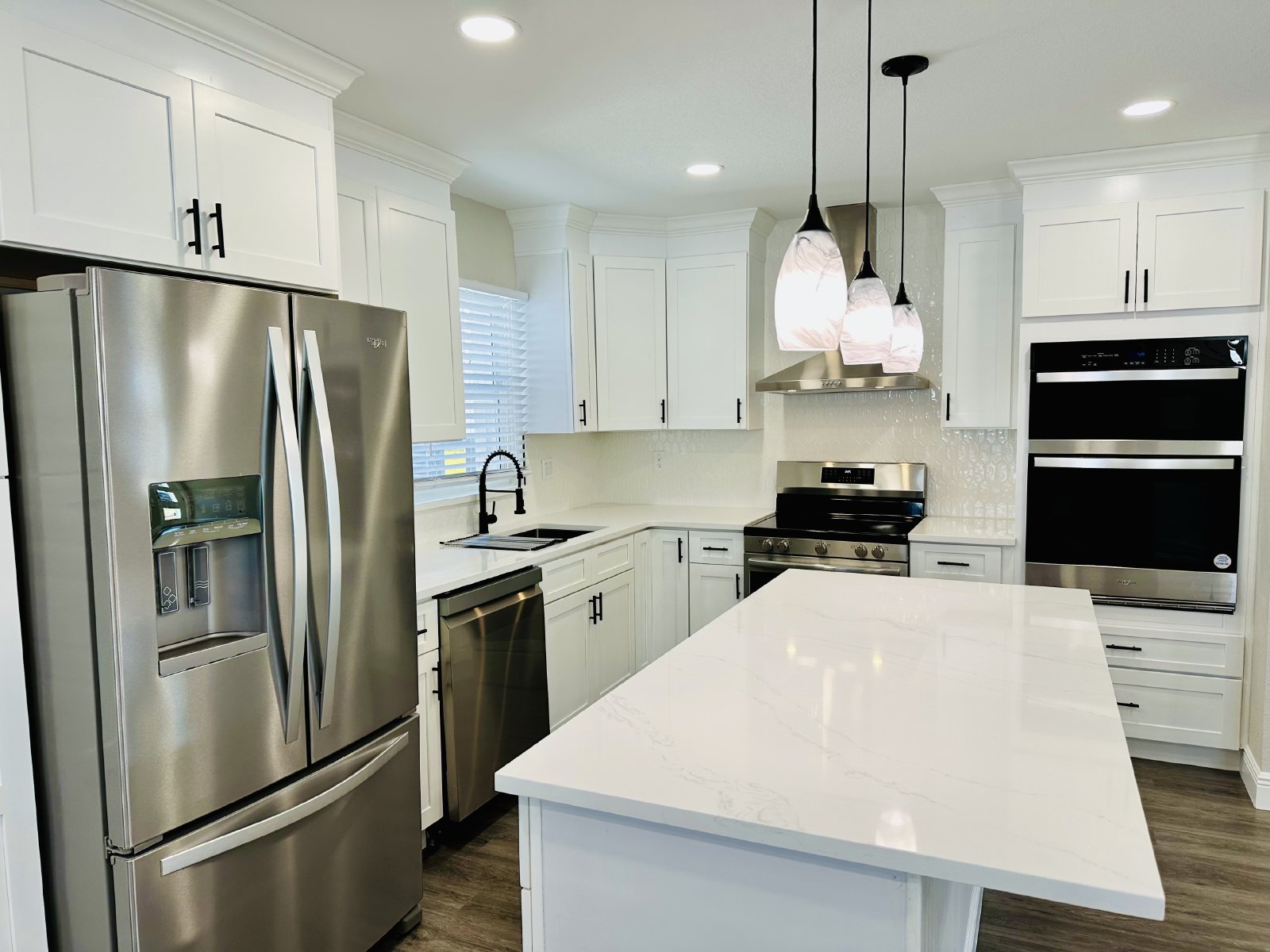 Beautiful all new Shore Acres 3/2! property image