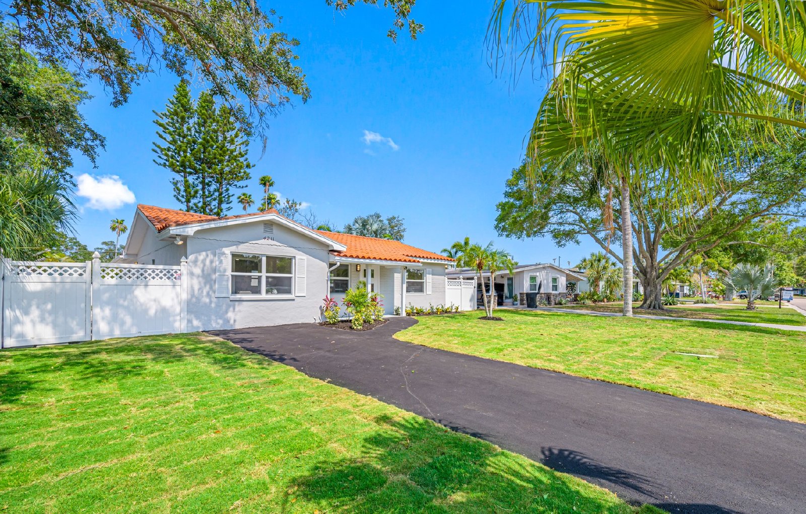 Beautiful all new Shore Acres 3/2! property image