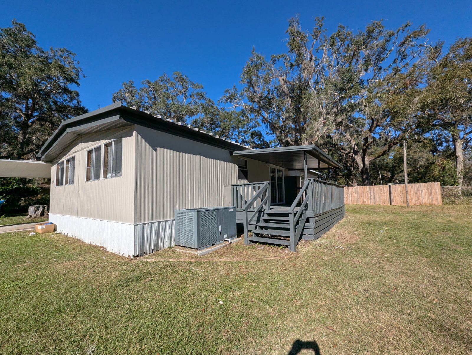 3 Bedroom 2 Bathroom Home In Brooksville property image