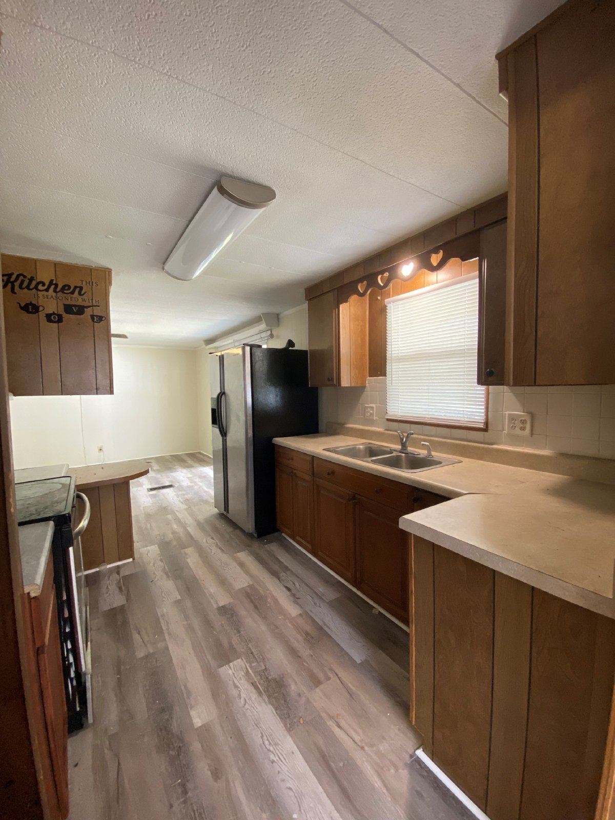 3 Bedroom 2 Bathroom Home In Brooksville property image