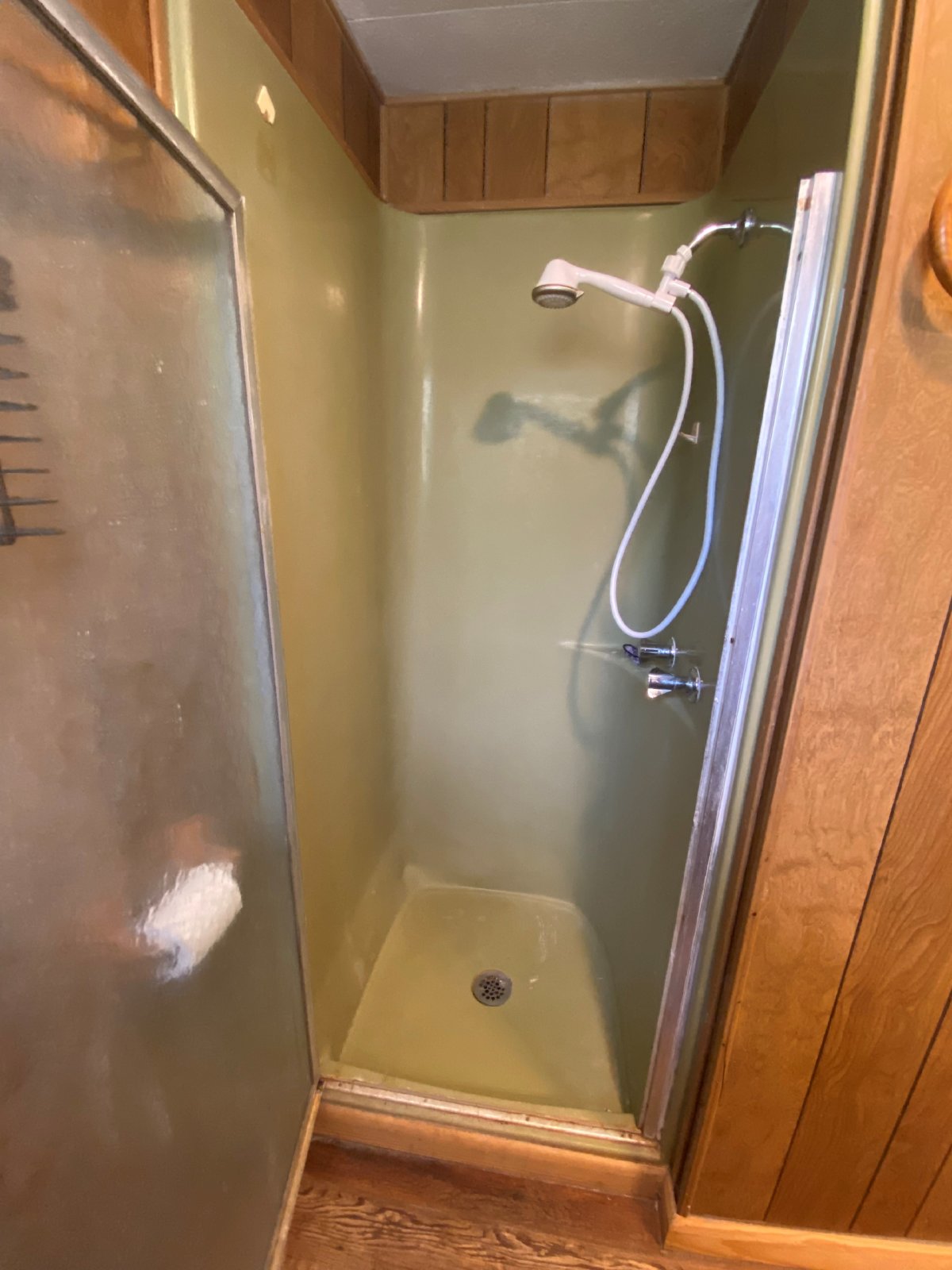 3 Bedroom 2 Bathroom Home In Brooksville property image