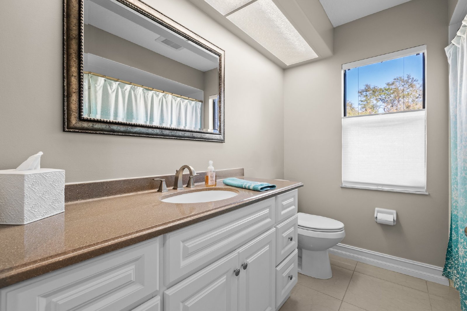 Stunning 4 Bed 3 Bath 3 Car Garage POOL Home Available For RENT property image