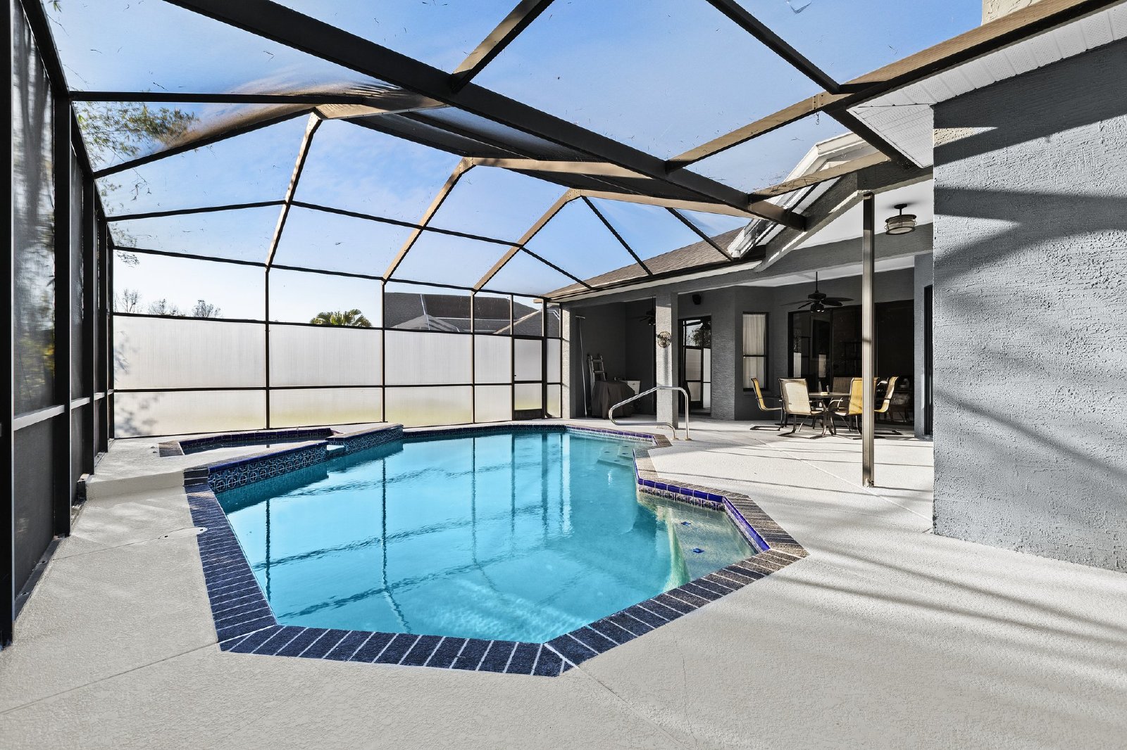 Stunning 4 Bed 3 Bath 3 Car Garage POOL Home Available For RENT property image