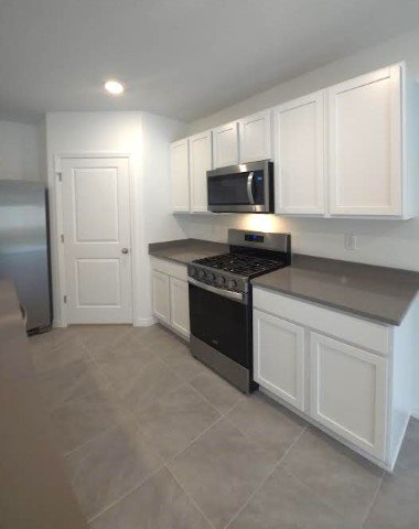 NEW!! 5 Bedroom, 3 Bath In Two Rivers! property image