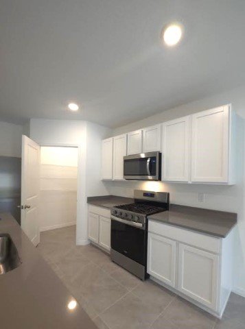 NEW!! 5 Bedroom, 3 Bath In Two Rivers! property image