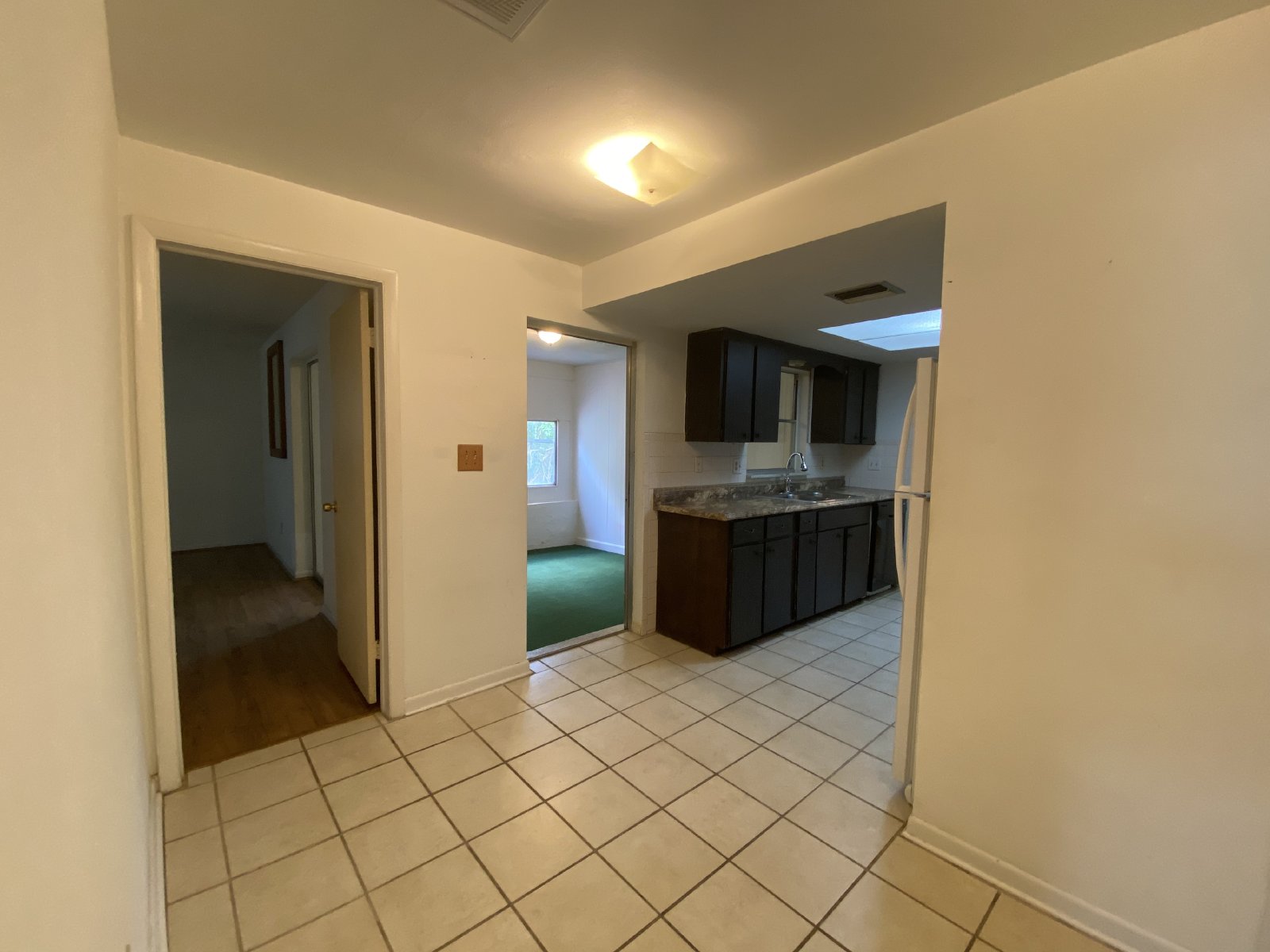 Adorable 2/2 In Clearwater Just 5 Miles To Clearwater Beach! property image