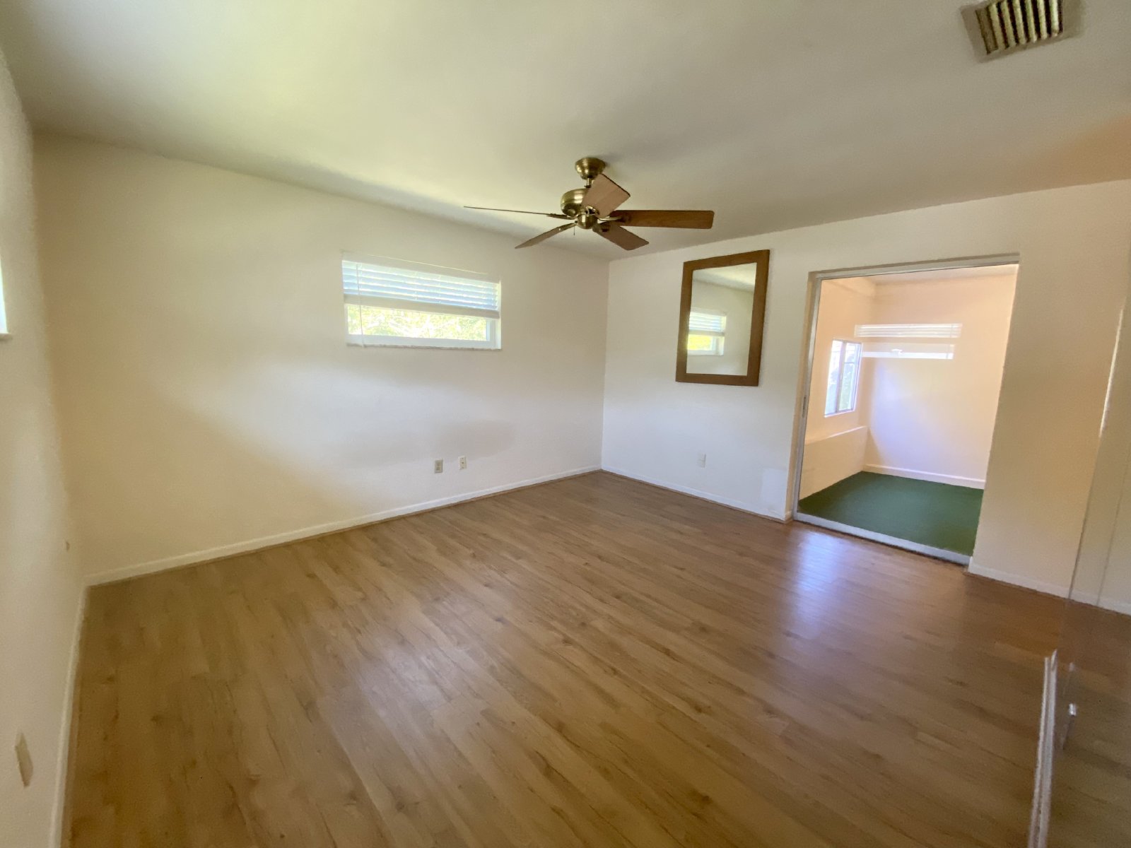 Adorable 2/2 In Clearwater Just 5 Miles To Clearwater Beach! property image