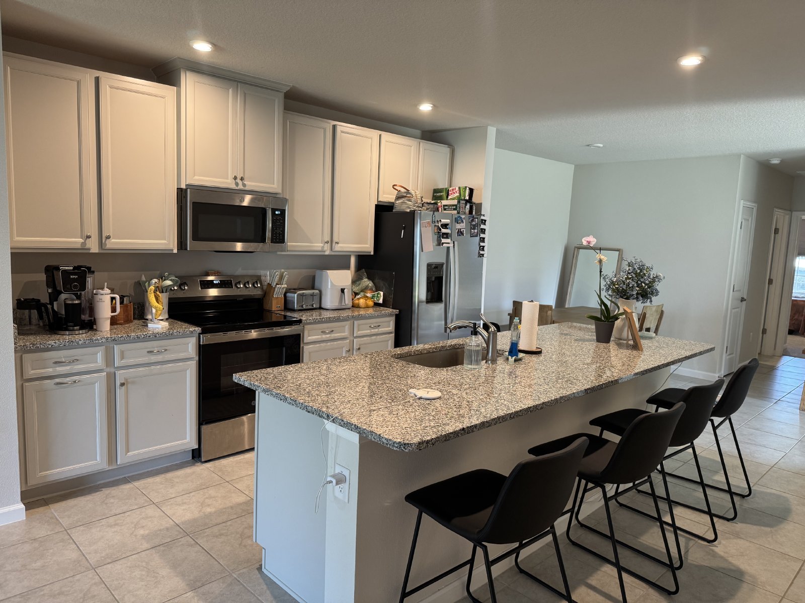 Stunning 3 Bedroom 2 Bath Villa In Spring Hill property image