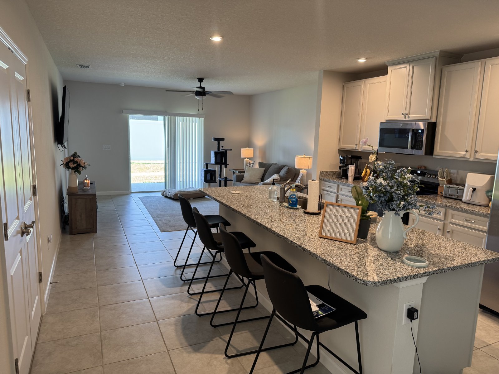 Stunning 3 Bedroom 2 Bath Villa In Spring Hill property image