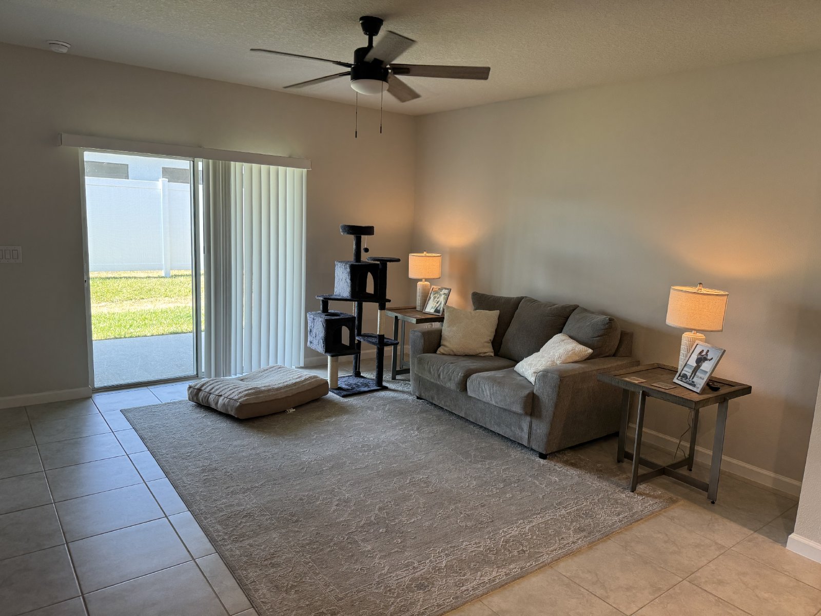 Stunning 3 Bedroom 2 Bath Villa In Spring Hill property image
