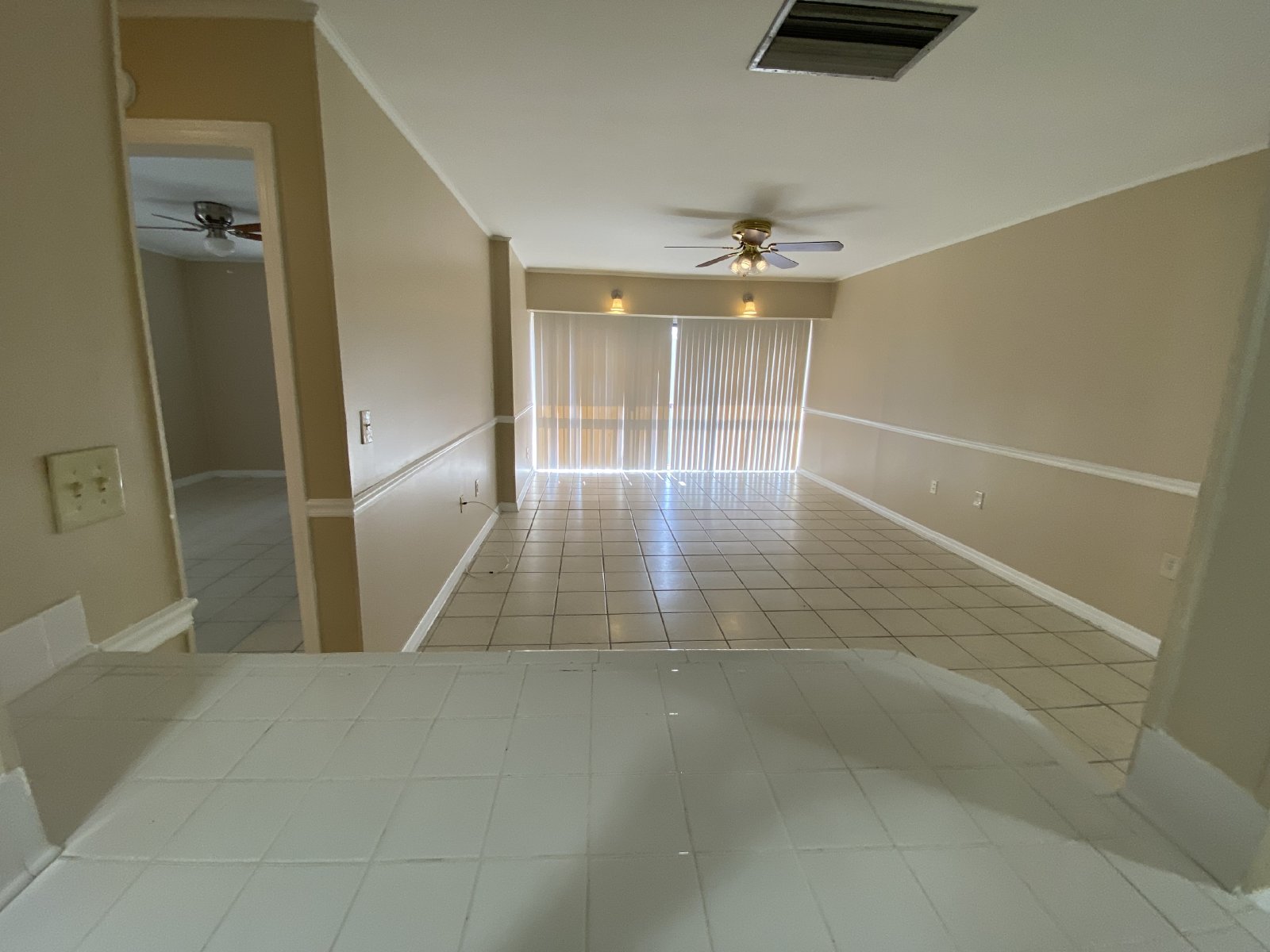 AVAILABLE AUGUST 5th Tampa! 1/1 Gated Community property image
