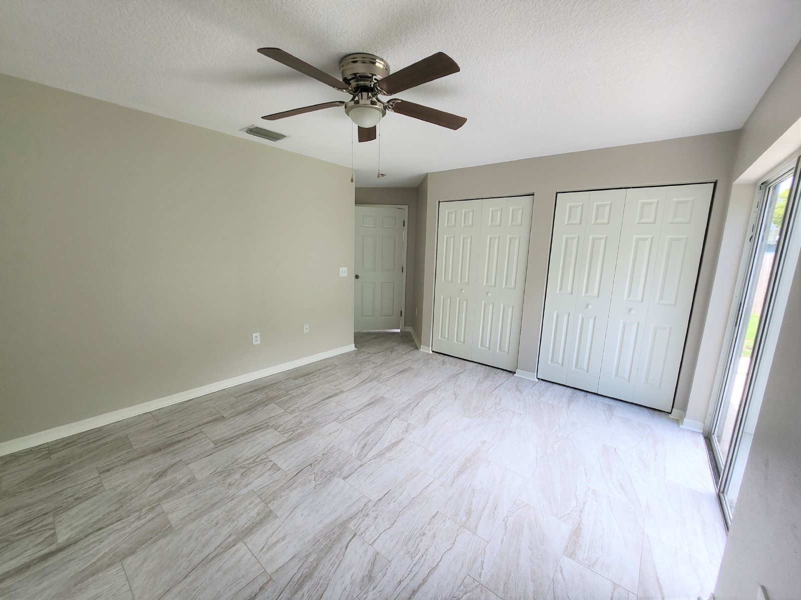 Remodeled 4/2 In Land O Lakes property image