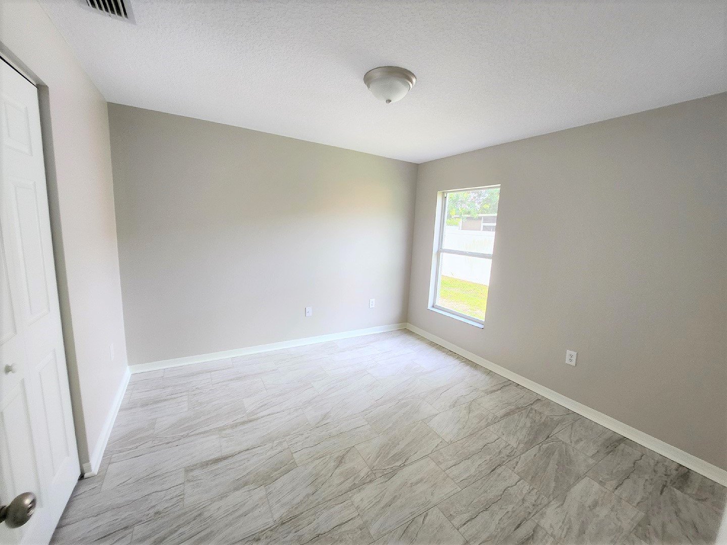 Remodeled 4/2 In Land O Lakes property image