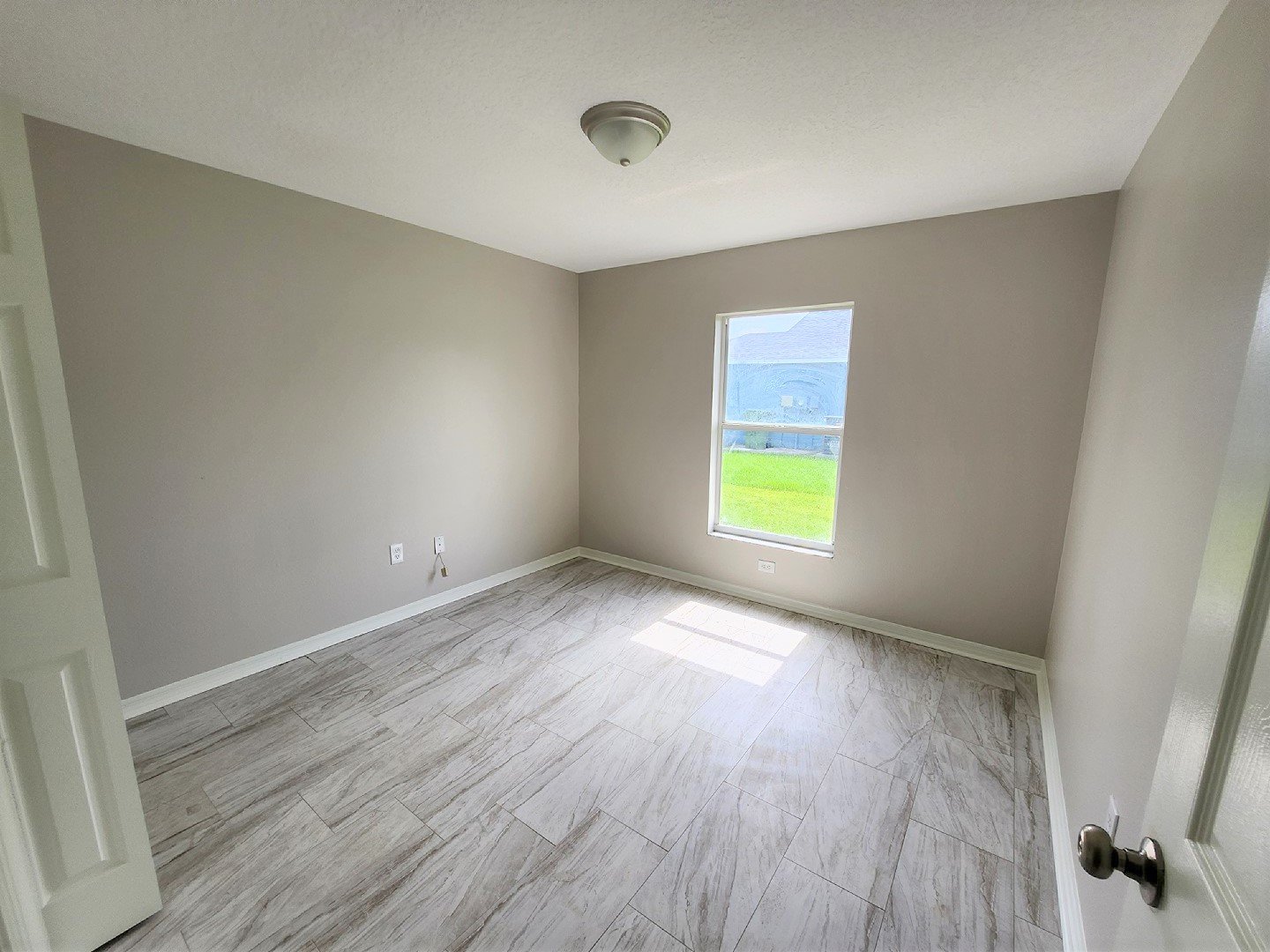 Remodeled 4/2 In Land O Lakes property image