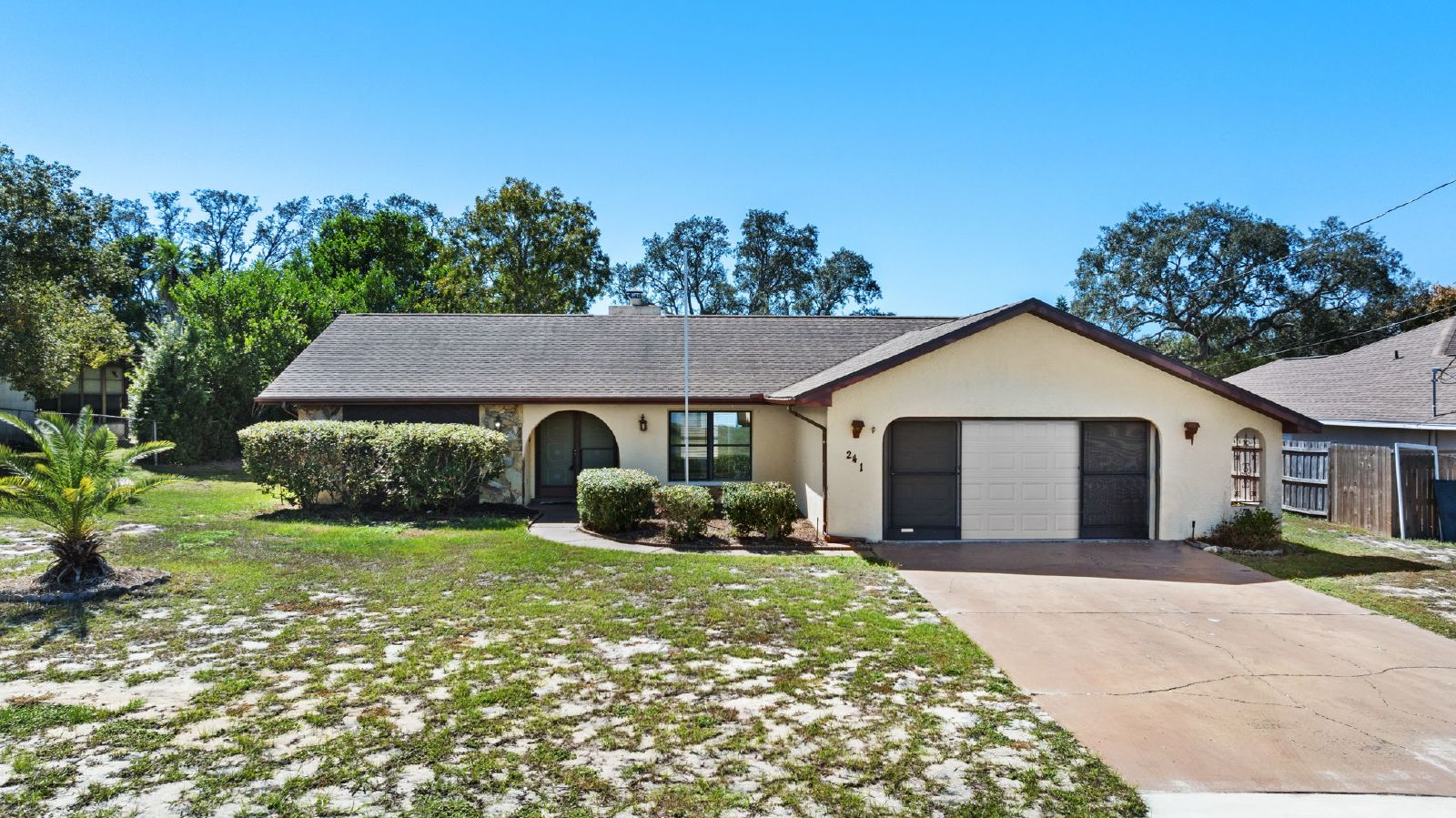 Charming 2/2/2, 1528 Sq Ft $1050 property image