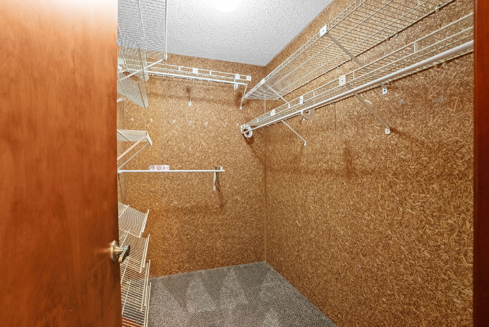 Charming 2/2/2, 1528 Sq Ft $1050 property image