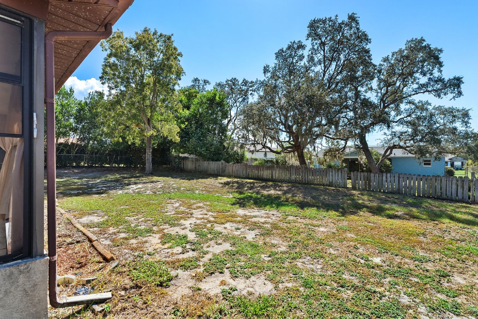 Charming 2/2/2, 1528 Sq Ft $1050 property image