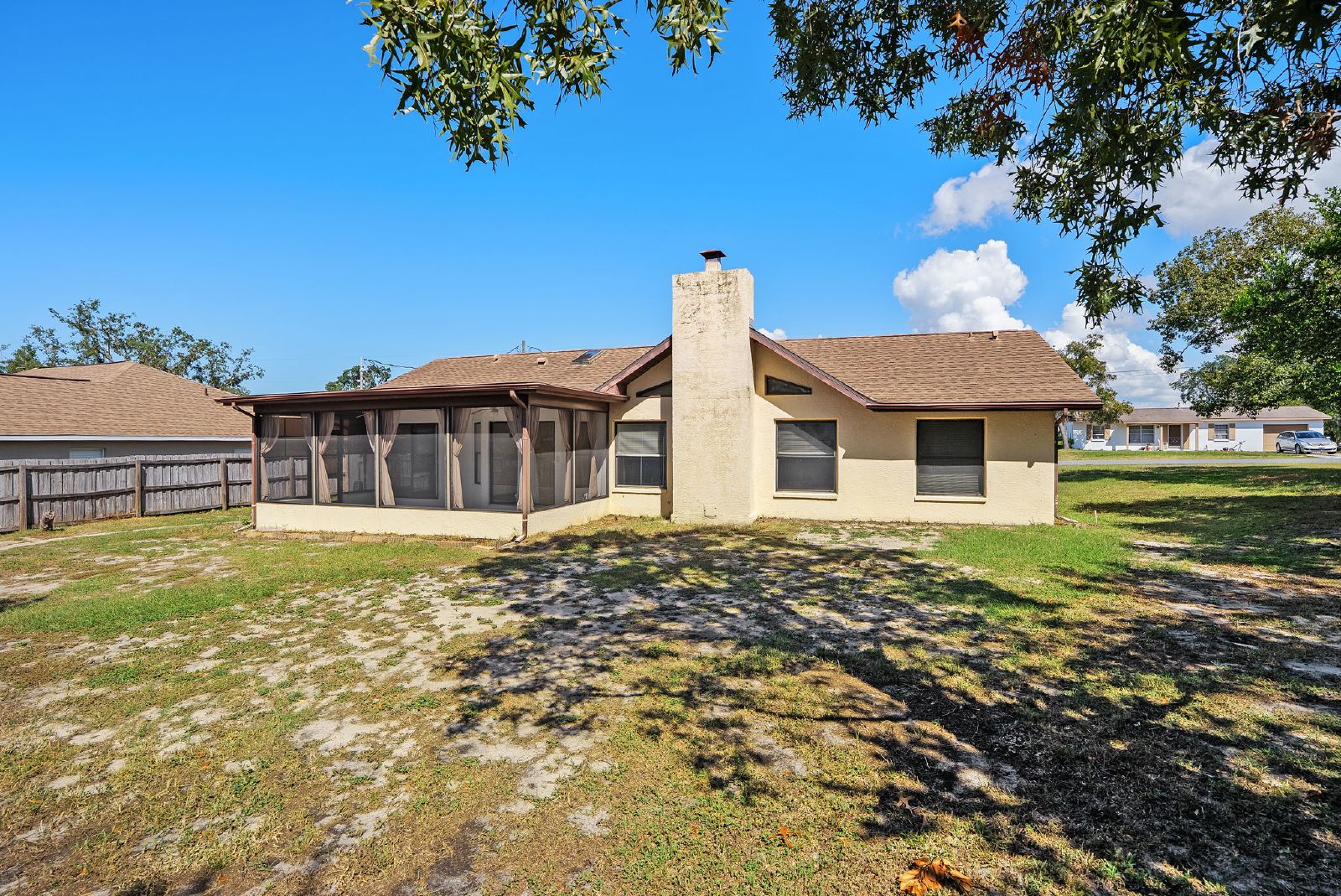 Charming 2/2/2, 1528 Sq Ft $1050 property image