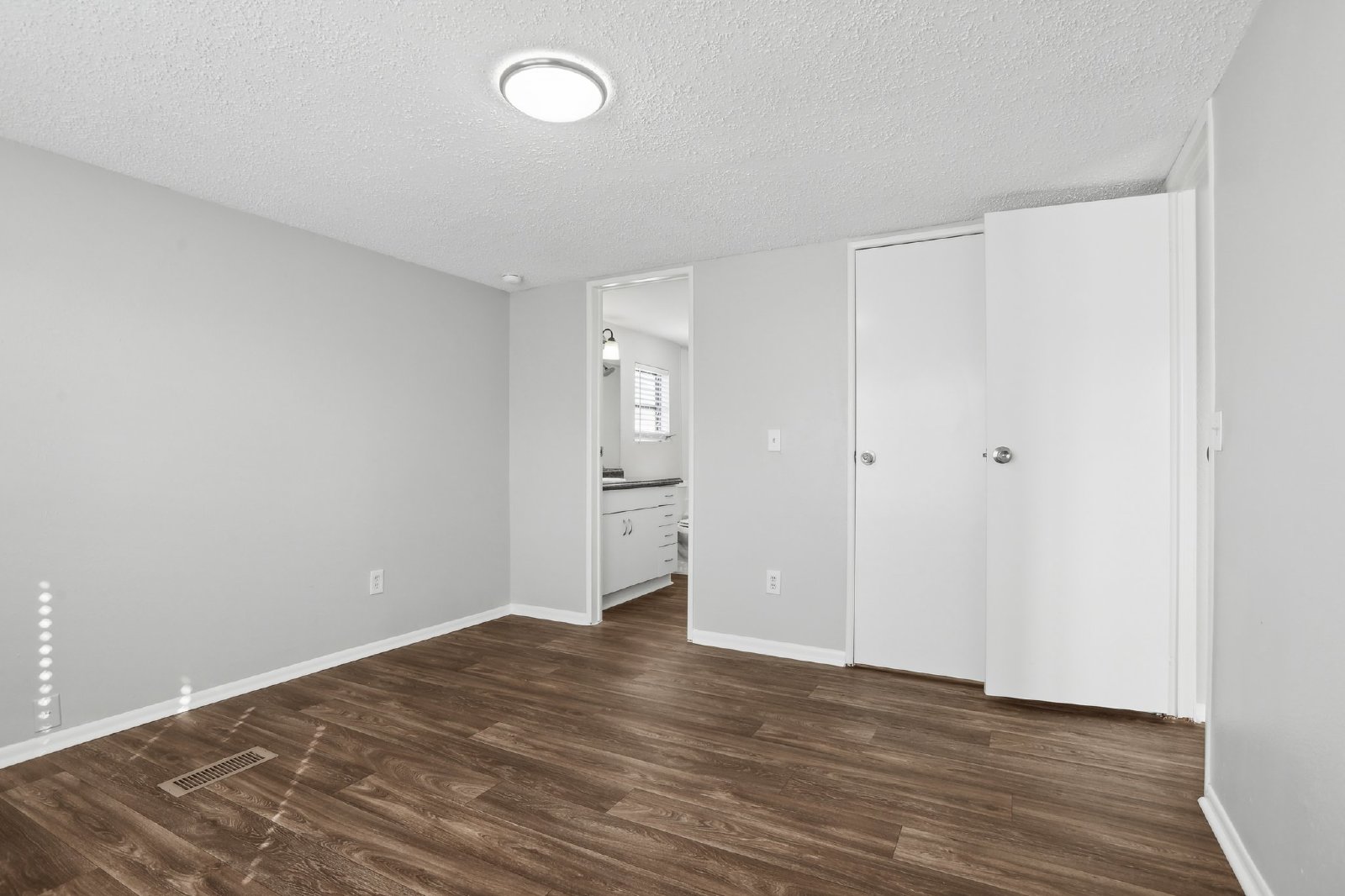 Adorable 3/2 In Timber Lake Estates Wesley Chapel property image