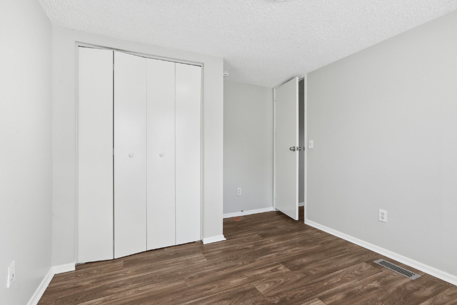 Adorable 3/2 In Timber Lake Estates Wesley Chapel property image