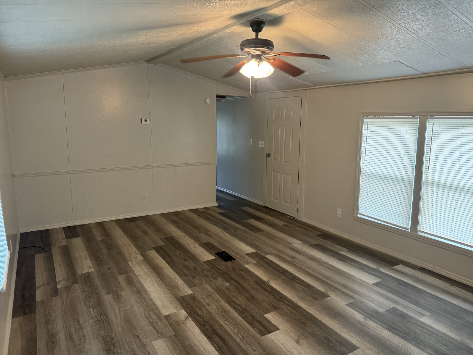 Beautiful 2 Bedroom 2 Bathroom Mobile Home In Hudson property image