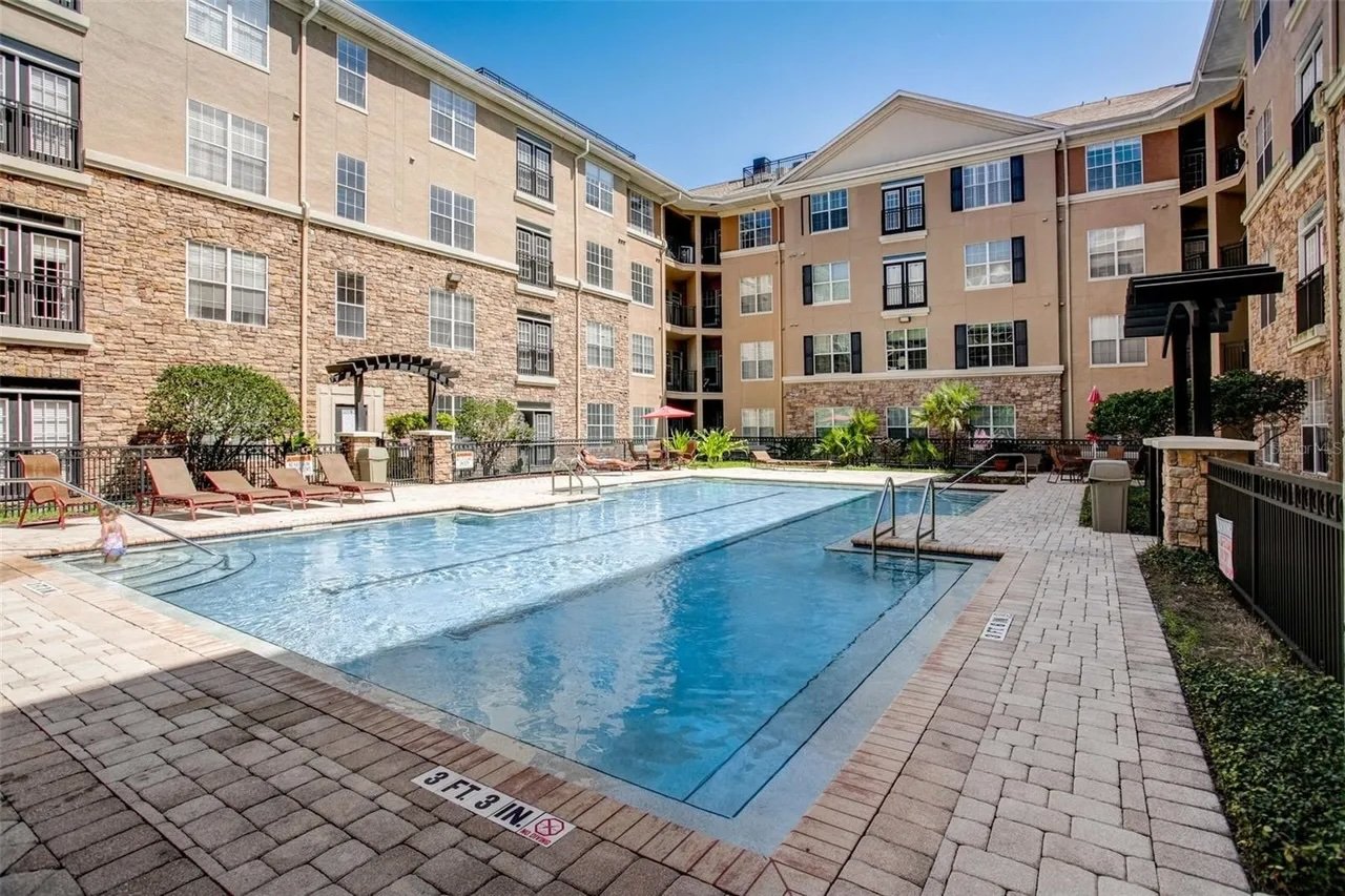 Beautiful 2/2 Condo In Villa Sonoma property image