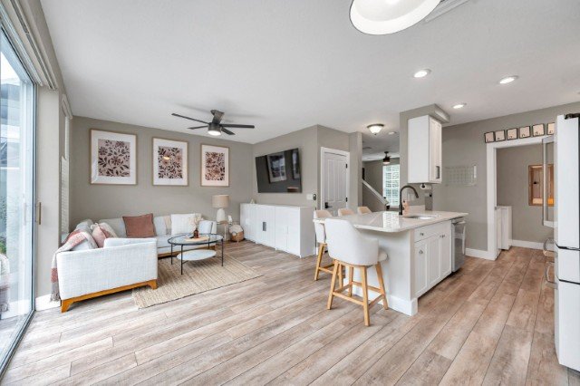 Pristine 3 Bed, 2.5 Bath Townhome In LONGLEAF property image