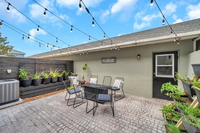 Pristine 3 Bed, 2.5 Bath Townhome In LONGLEAF property image