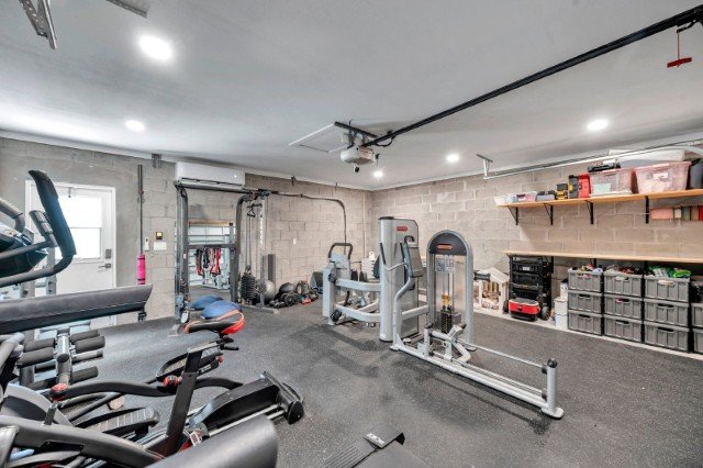 Pristine 3 Bed, 2.5 Bath Townhome In LONGLEAF property image