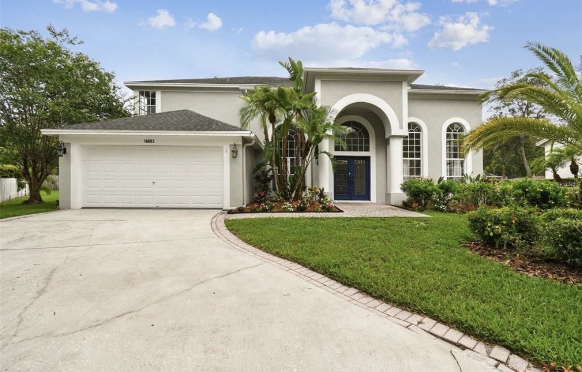 Gorgeous! Tampa Palms 4/3.5/2 Pool Home. property image