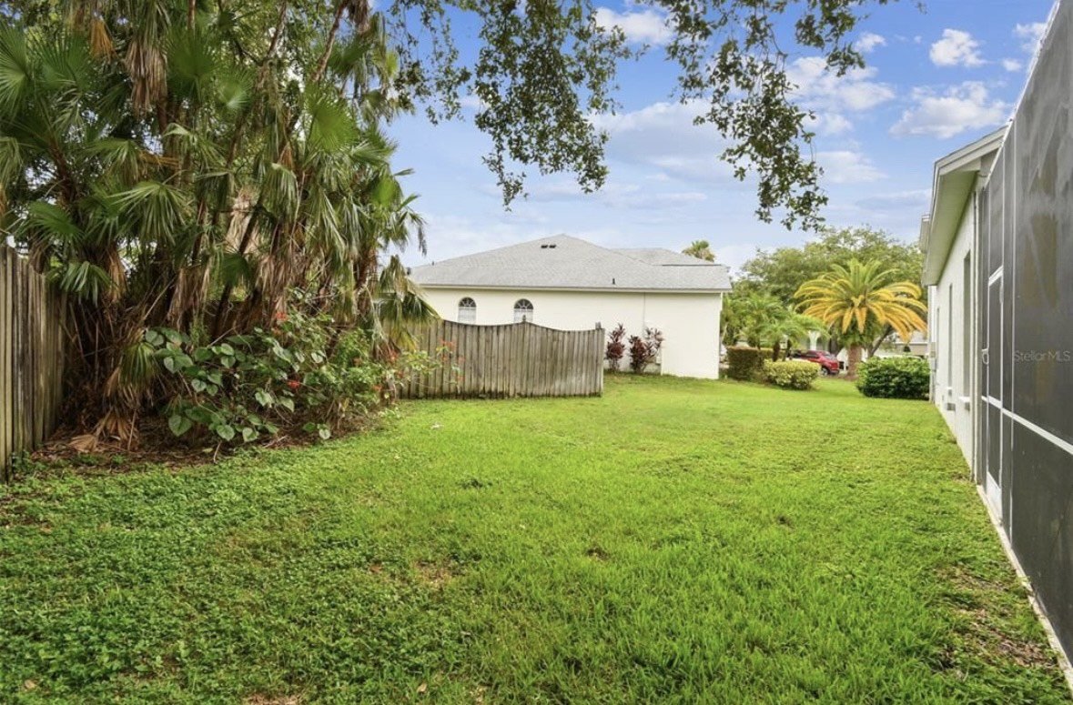 Gorgeous! Tampa Palms 4/3.5/2 Pool Home. property image