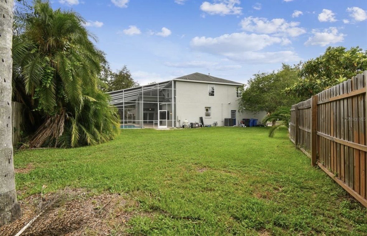 Gorgeous! Tampa Palms 4/3.5/2 Pool Home. property image