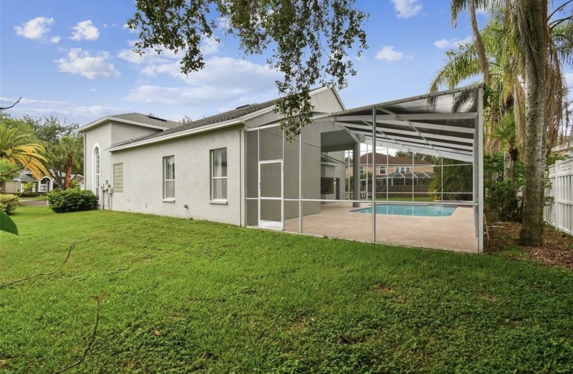 Gorgeous! Tampa Palms 4/3.5/2 Pool Home. property image