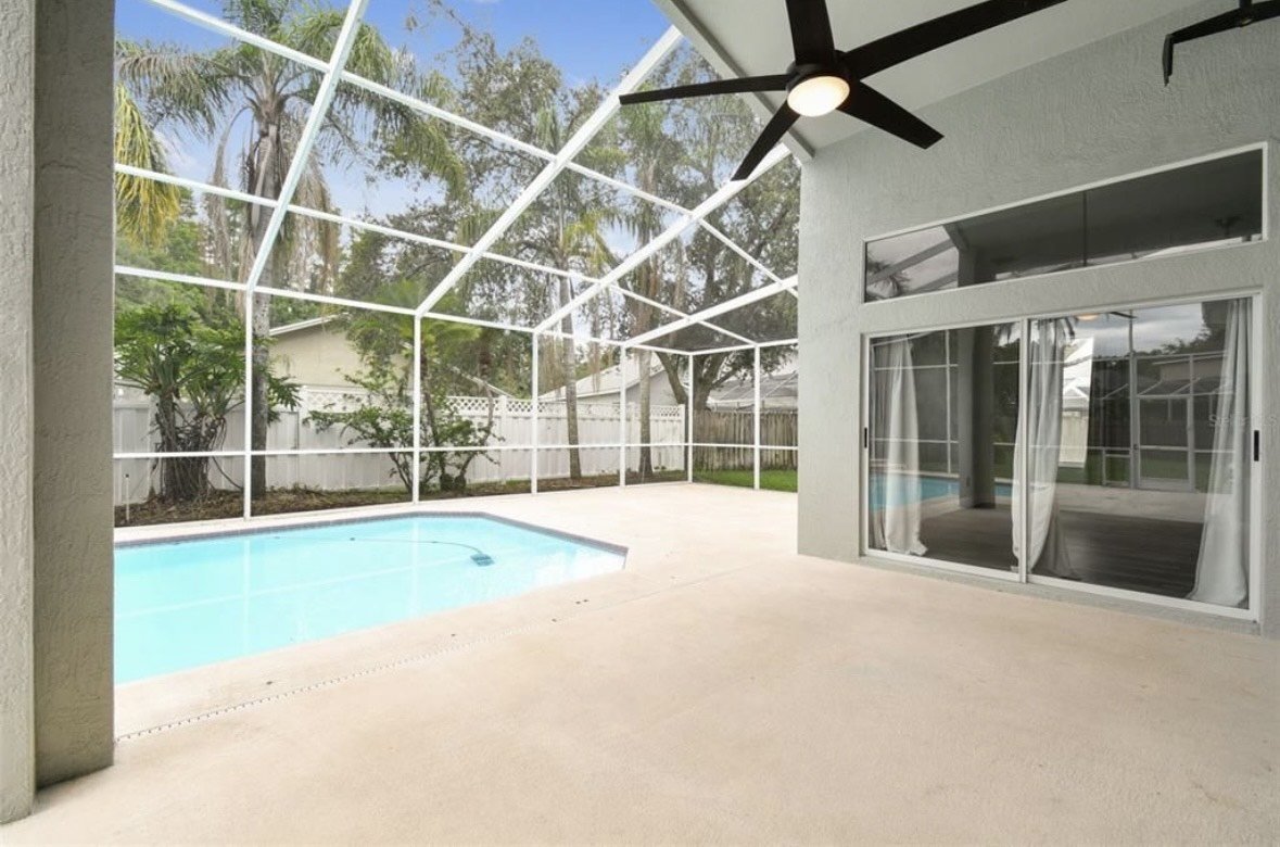 Gorgeous! Tampa Palms 4/3.5/2 Pool Home. property image