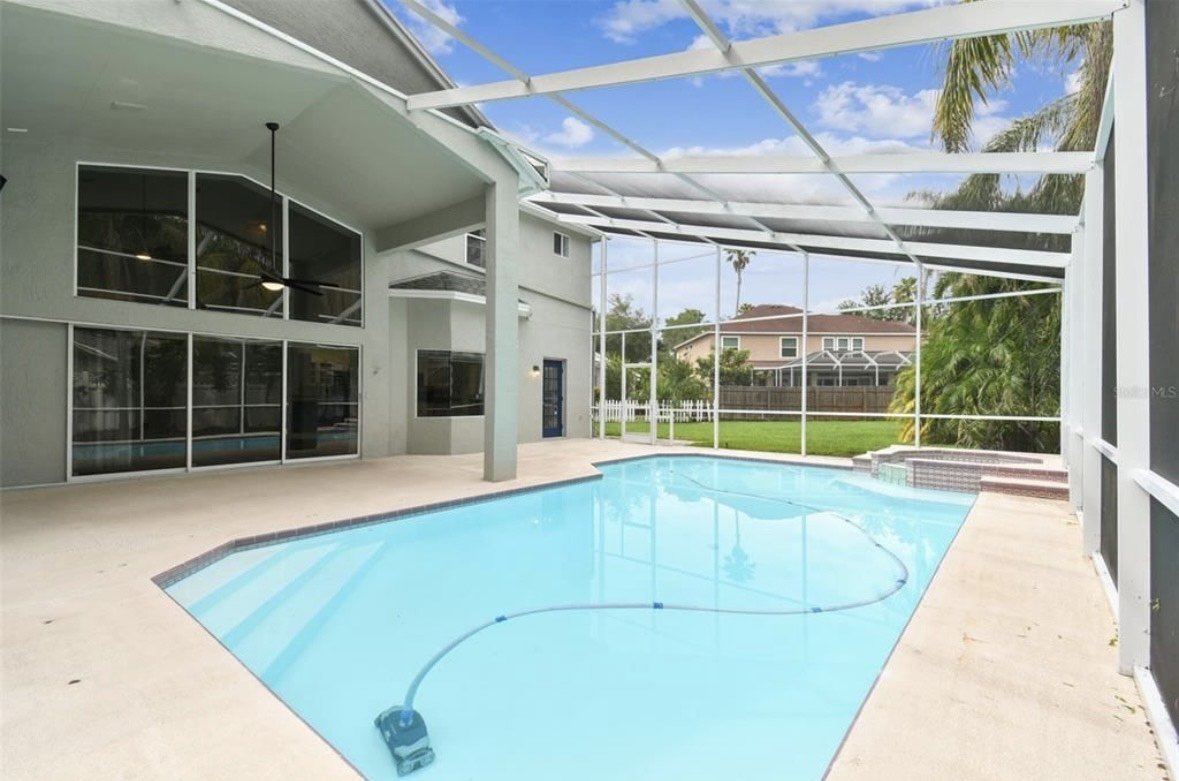 Gorgeous! Tampa Palms 4/3.5/2 Pool Home. property image