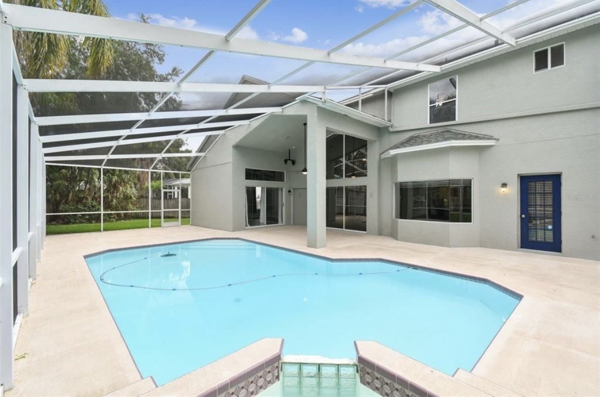 Gorgeous! Tampa Palms 4/3.5/2 Pool Home. property image