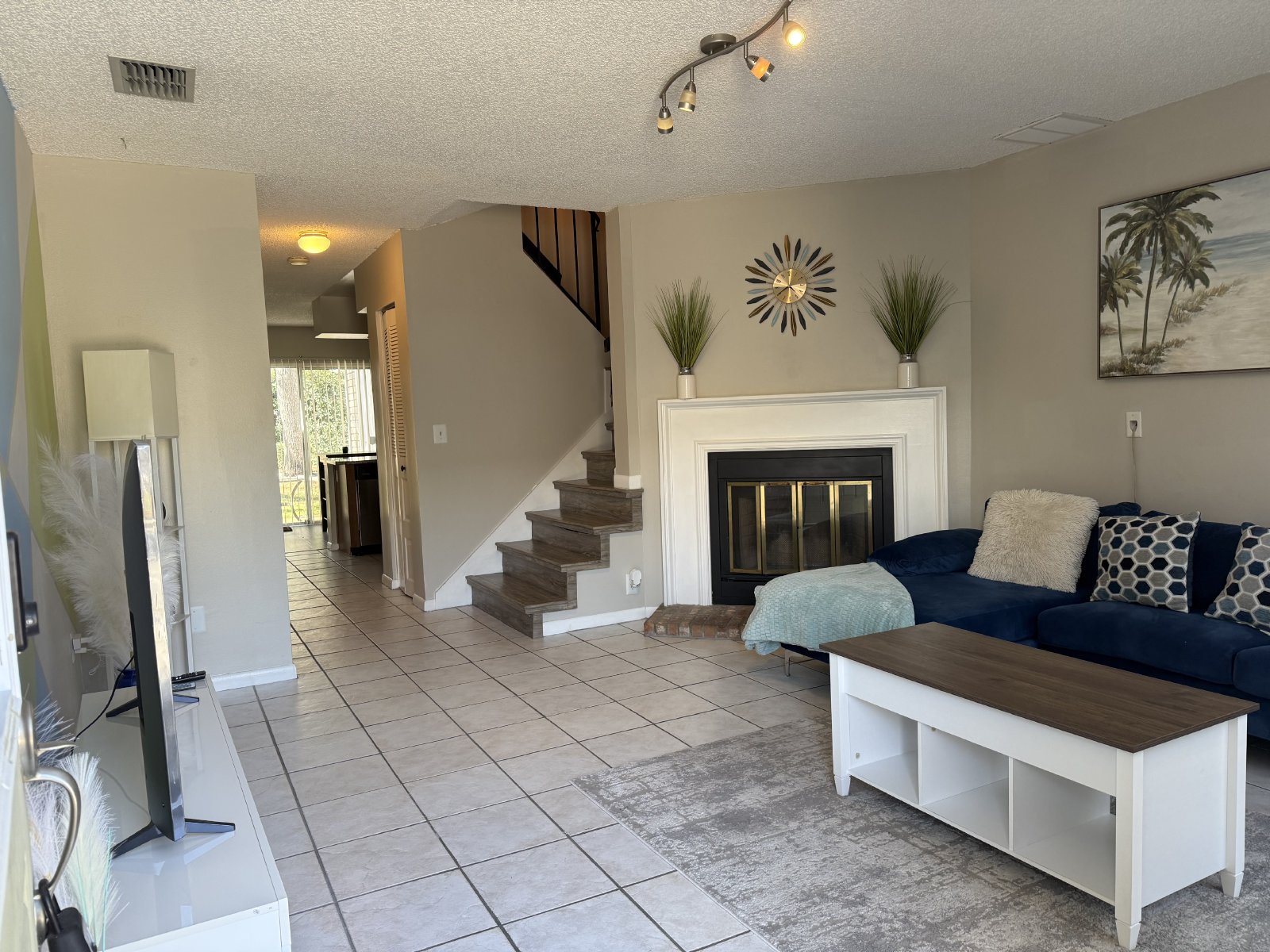 Furnished 2 Bedroom 2.5 Bath Townhouse Near USF property image