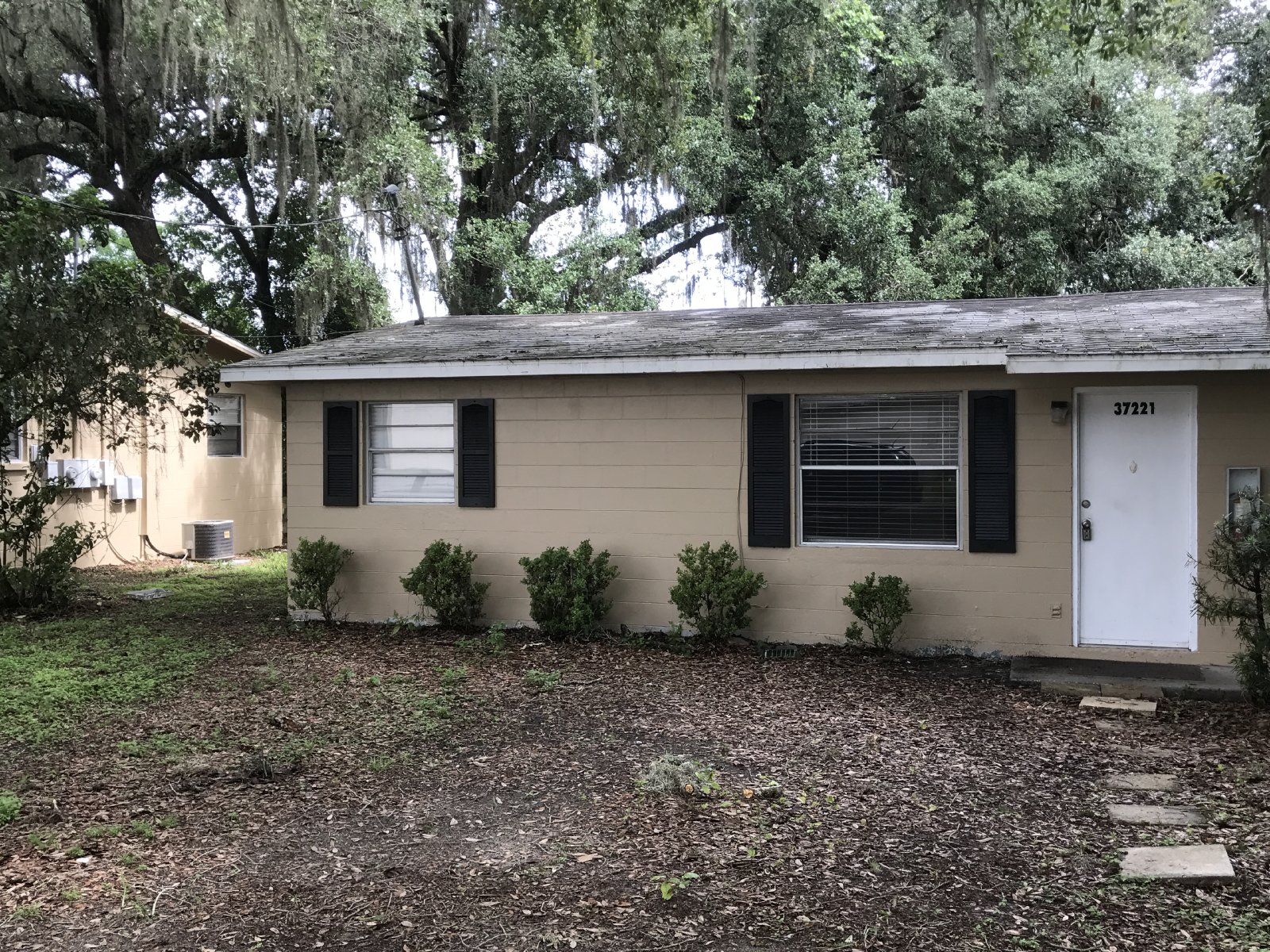 2/1 Duplex On Quiet Dead End Street property image