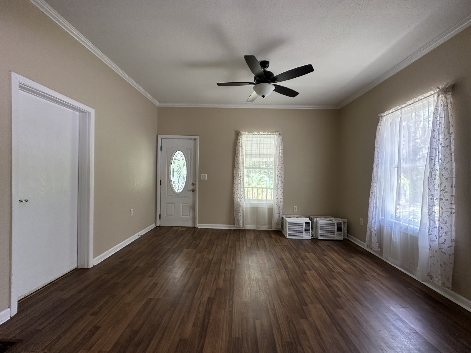 Cute 3/1.5 With Large Open Yard property image