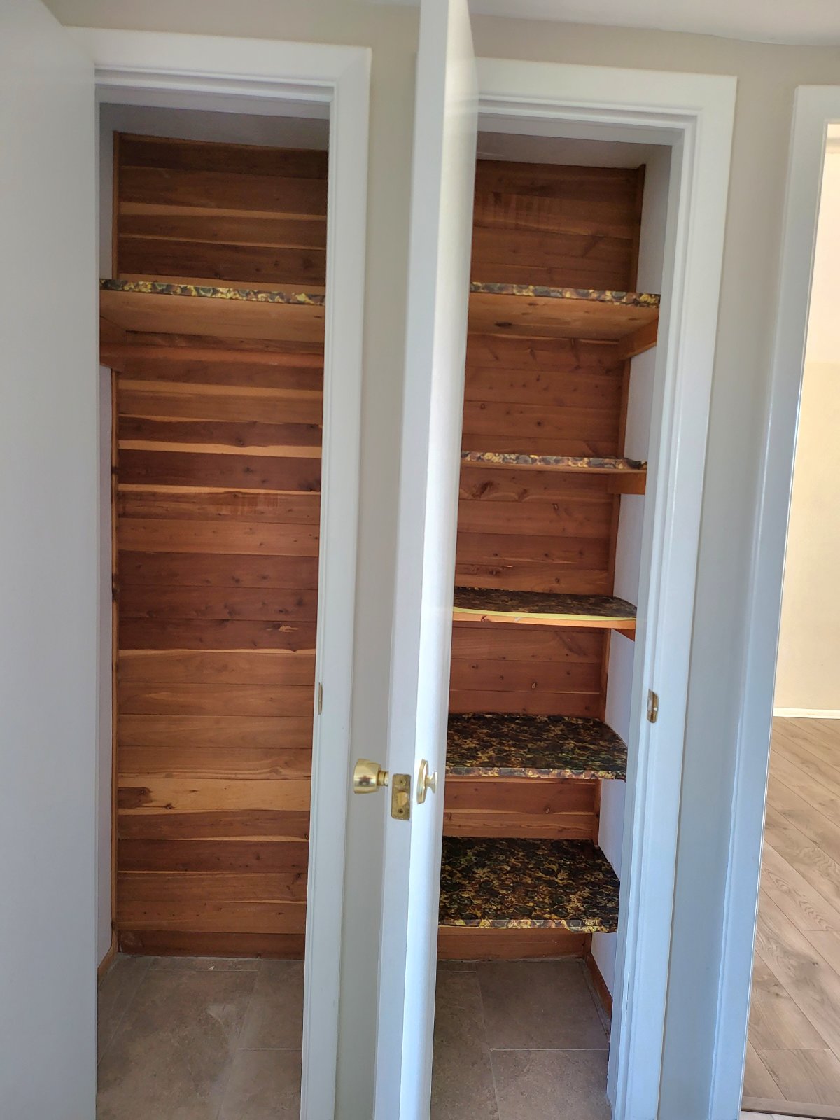 Newly Renovated Beautiful 2/2/1. property image